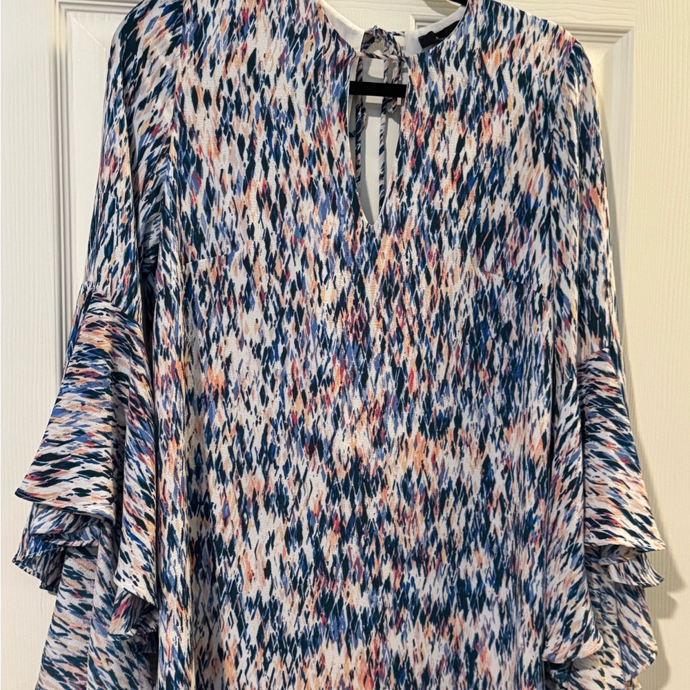 Almost New Olivaceous White, Blue, and Pink Patterned Dress with Bell Sleeves